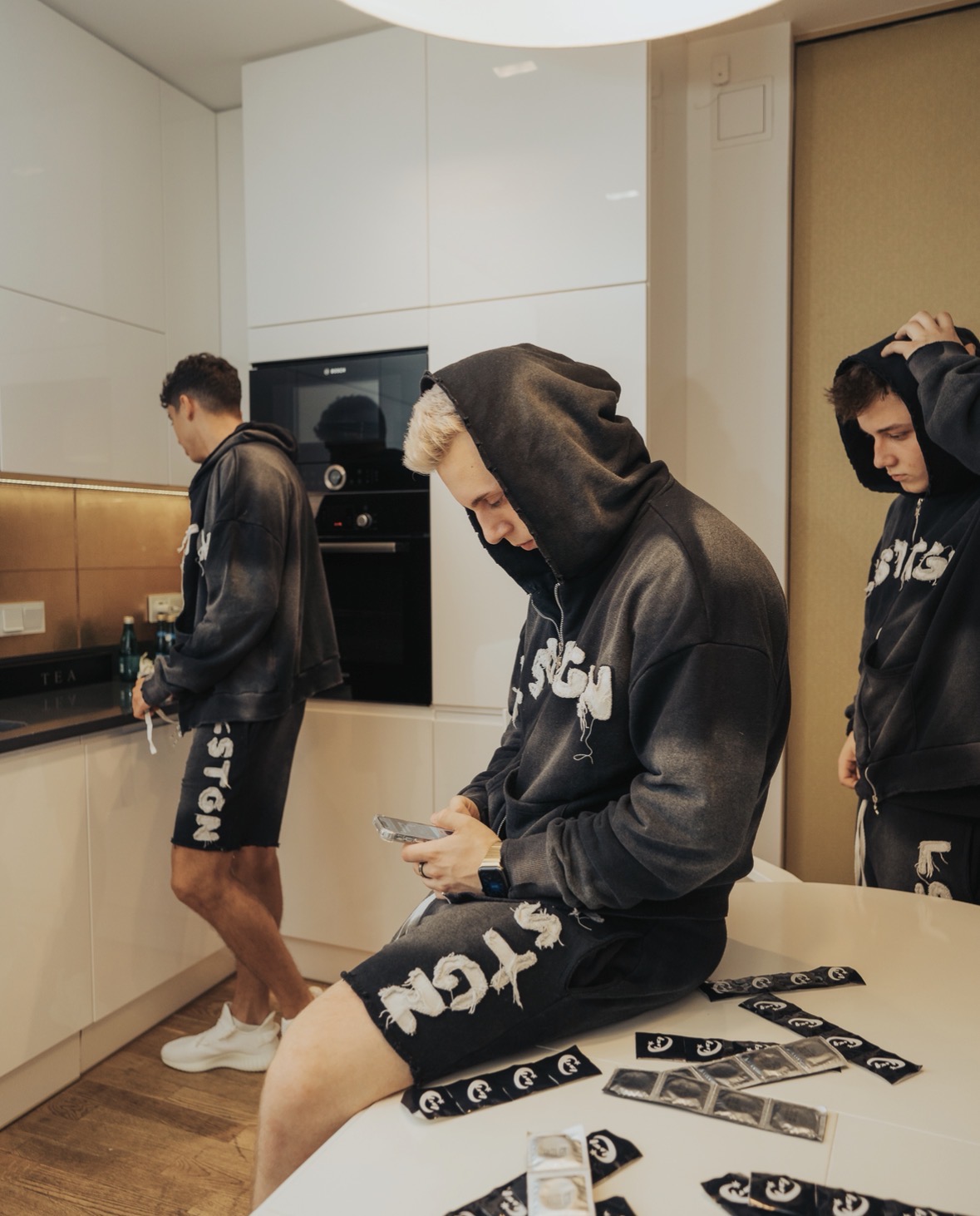 Packing LOSTGEN orders at the kitchen table